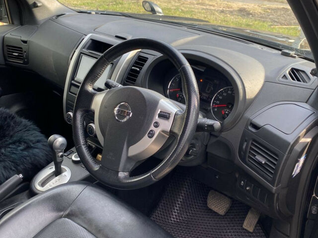 Nissan X-Trail 2012 года