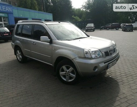 Nissan X-Trail 2004 года