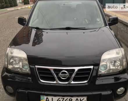 Nissan X-Trail 2004 года