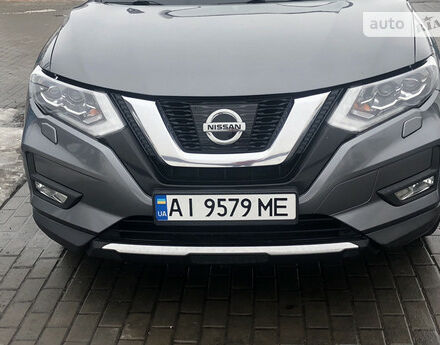 Nissan X-Trail 2017 року