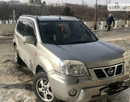 Nissan X-Trail 2003 года