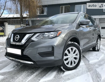 Nissan X-Trail 2017 року