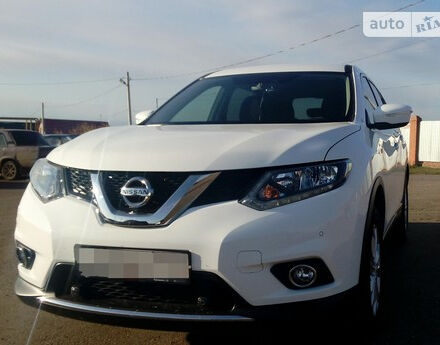 Nissan X-Trail 2015 года