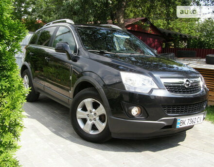 Opel Antara 2013 року