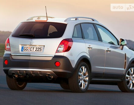 Opel Antara 2012 года