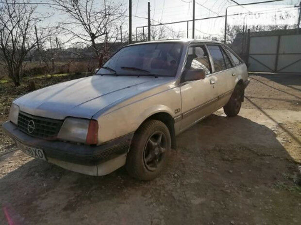 Opel Ascona 1986 года