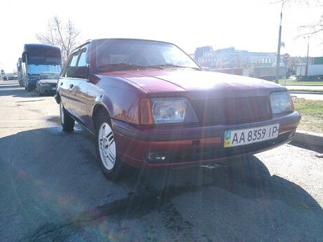 Opel Ascona 1985 года