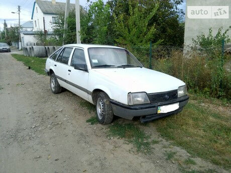 Opel Ascona 1985 года