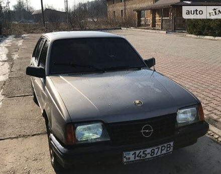 Opel Ascona 1986 года