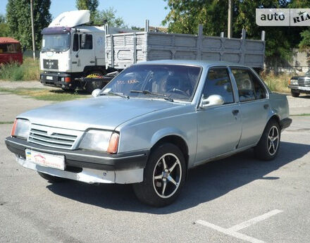 Opel Ascona 1983 года