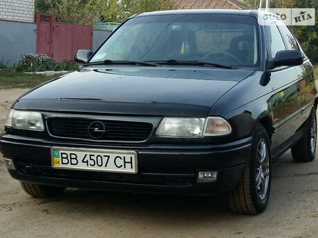 Опель Астра Ф 1994 року Opel Astra F 1994 року