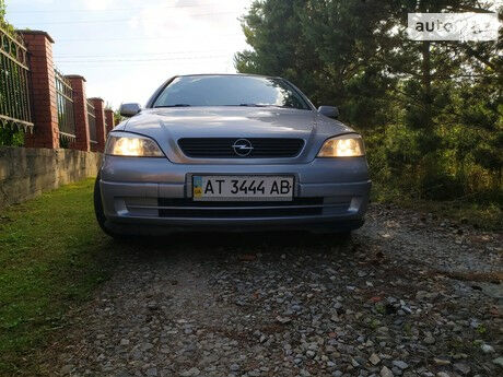 Opel Astra G 2000 года