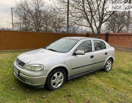 Фото на отзыв с оценкой 4.4 о Opel Astra G 1999 году выпуска от автора "Radich" с текстом: Мотор 1.2 65лс, для города очень слабенькая,но зато по расходу радовала, Трасса 5.3Смешанный 7.2Г...