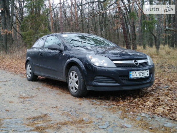 Opel Astra GTC 2008 року