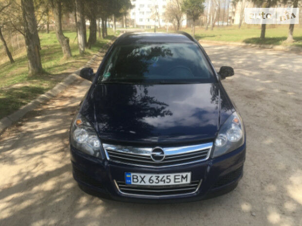 Opel Astra H 2010 года