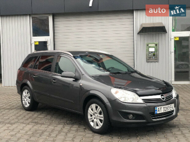 Opel Astra H 2009 года