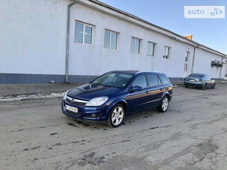 Opel Astra H 2008 года