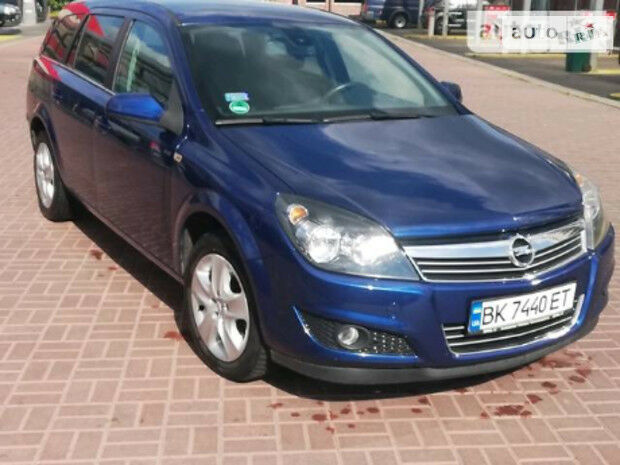 Opel Astra H 2010 года