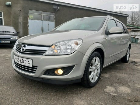 Opel Astra H 2009 года