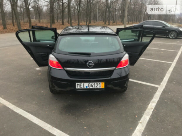 Opel Astra H 2005 года