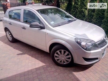 Opel Astra H 2011 року