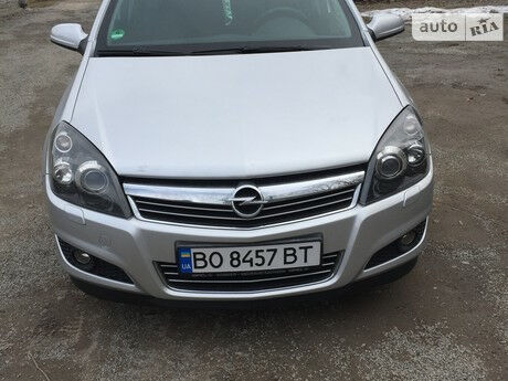 Opel Astra H 2008 года
