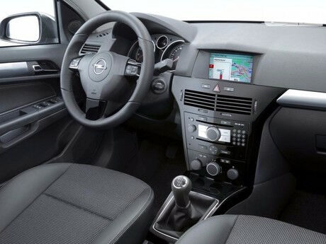 Опель Астра Н 2008 года Opel Astra H 2008 года