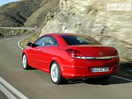 Опель Астра Н 2008 года Opel Astra H 2008 года