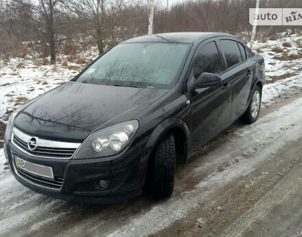 Opel Astra H 2013 года