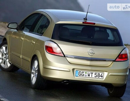 Opel Astra H 2011 года