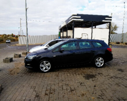 Opel Astra J 2013 року