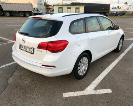 Opel Astra J 2015 года - Фото 2 авто