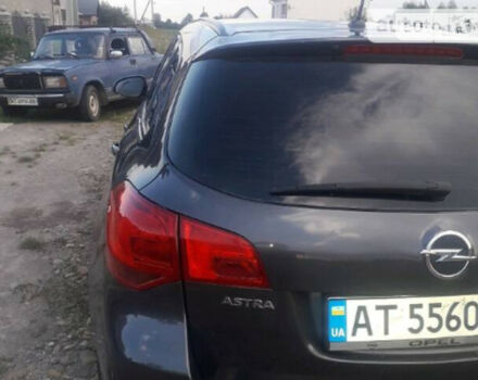 Opel Astra J 2011 года - Фото 2 авто