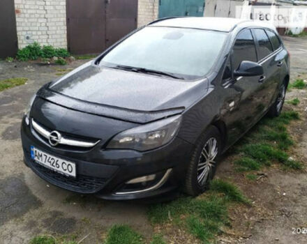 Opel Astra J 2013 года