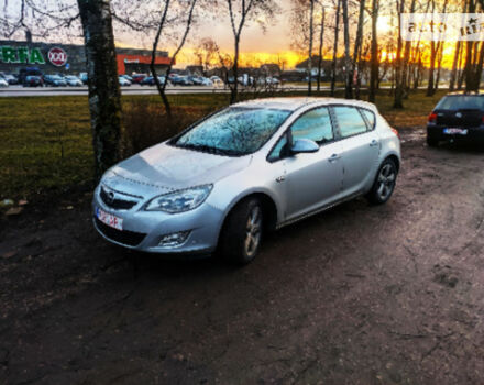 Opel Astra J 2010 року - Фото 2 автомобіля