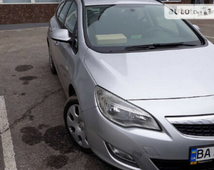 Opel Astra J 2011 року - Фото 2 автомобіля