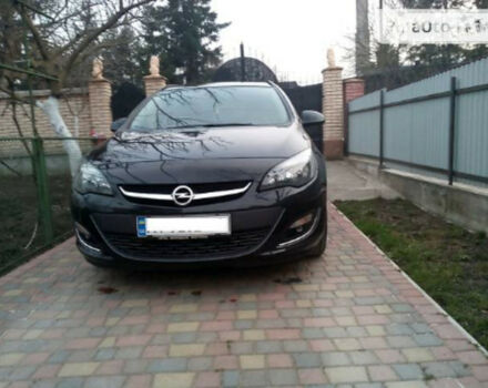 Opel Astra J 2013 года