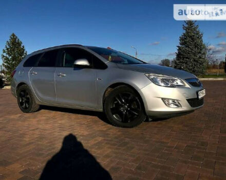 Opel Astra J 2012 года - Фото 1 авто