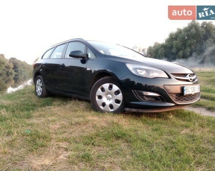 Opel Astra J 2014 року