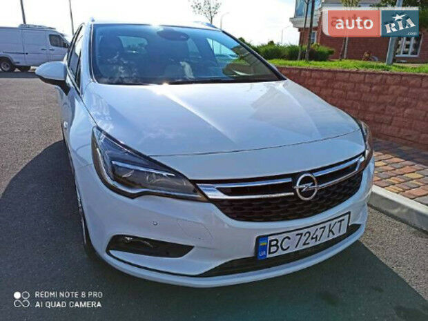 Opel Astra K 2017 года