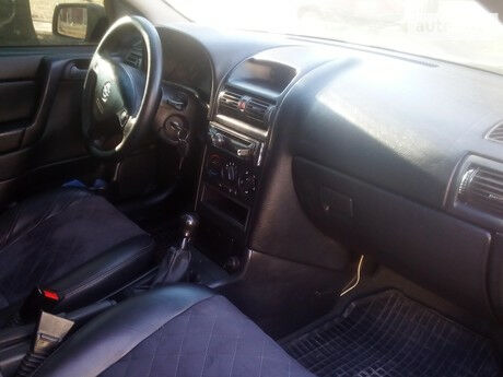 Опель Астра 2001 року Opel Astra 2001 року