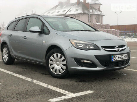 Opel Astra 2013 року