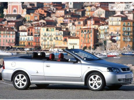 Опель Астра 2014 года Opel Astra 2014 года