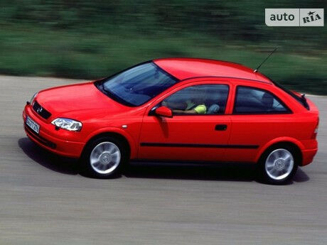 Опель Астра 2008 года Opel Astra 2008 года