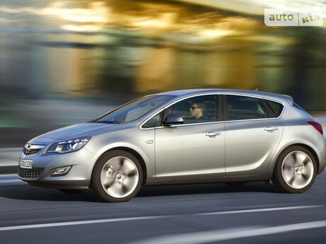 Опель Астра 2007 року Opel Astra 2007 року