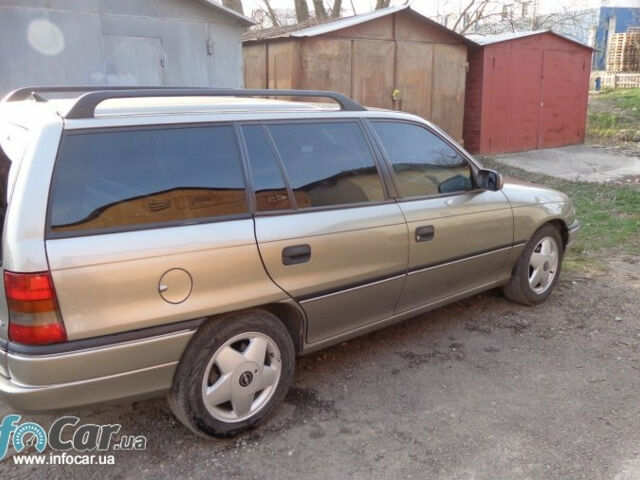 Opel Astra 1996 року