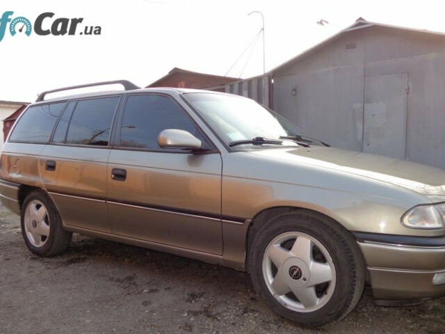 Opel Astra 1996 року