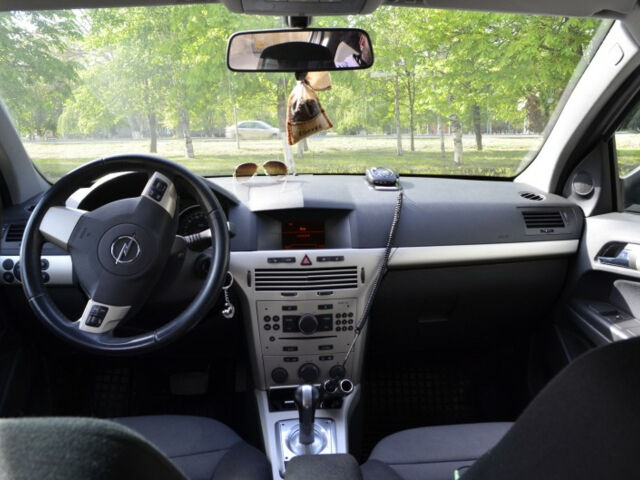 Opel Astra 2007 года