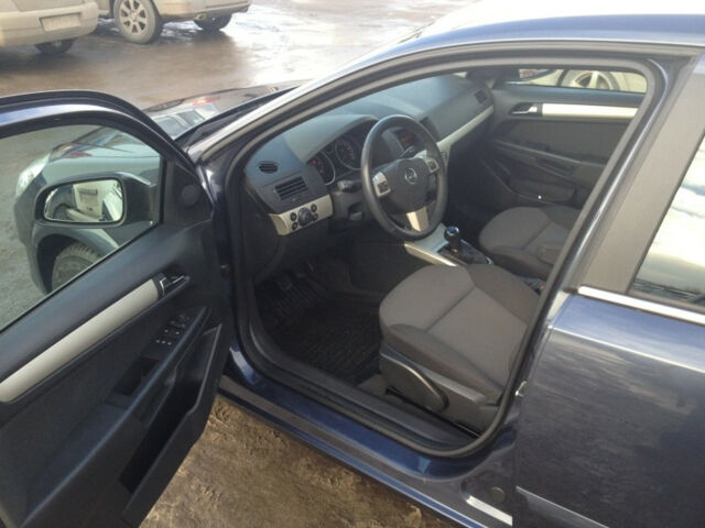 Opel Astra 2008 року