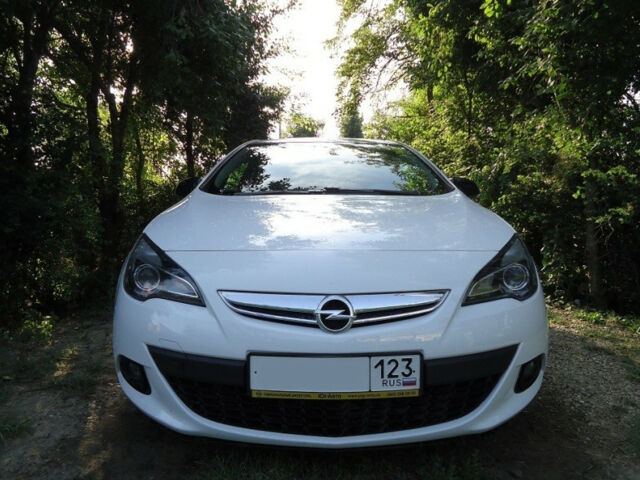 Opel Astra 2013 года